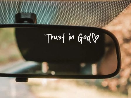 ทำไมสติ๊กเกอร์ติดรถ Transfer เหล่านี้ถึงได้รับความนิยมใน TikTok?