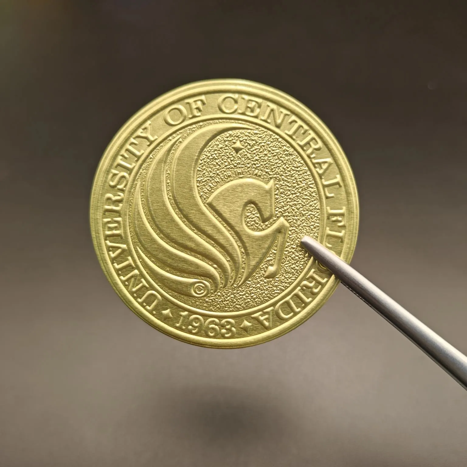 ฉลากไวน์จะทำให้ขวดของคุณไม่อาจเพิกเฉยได้อย่างไร?