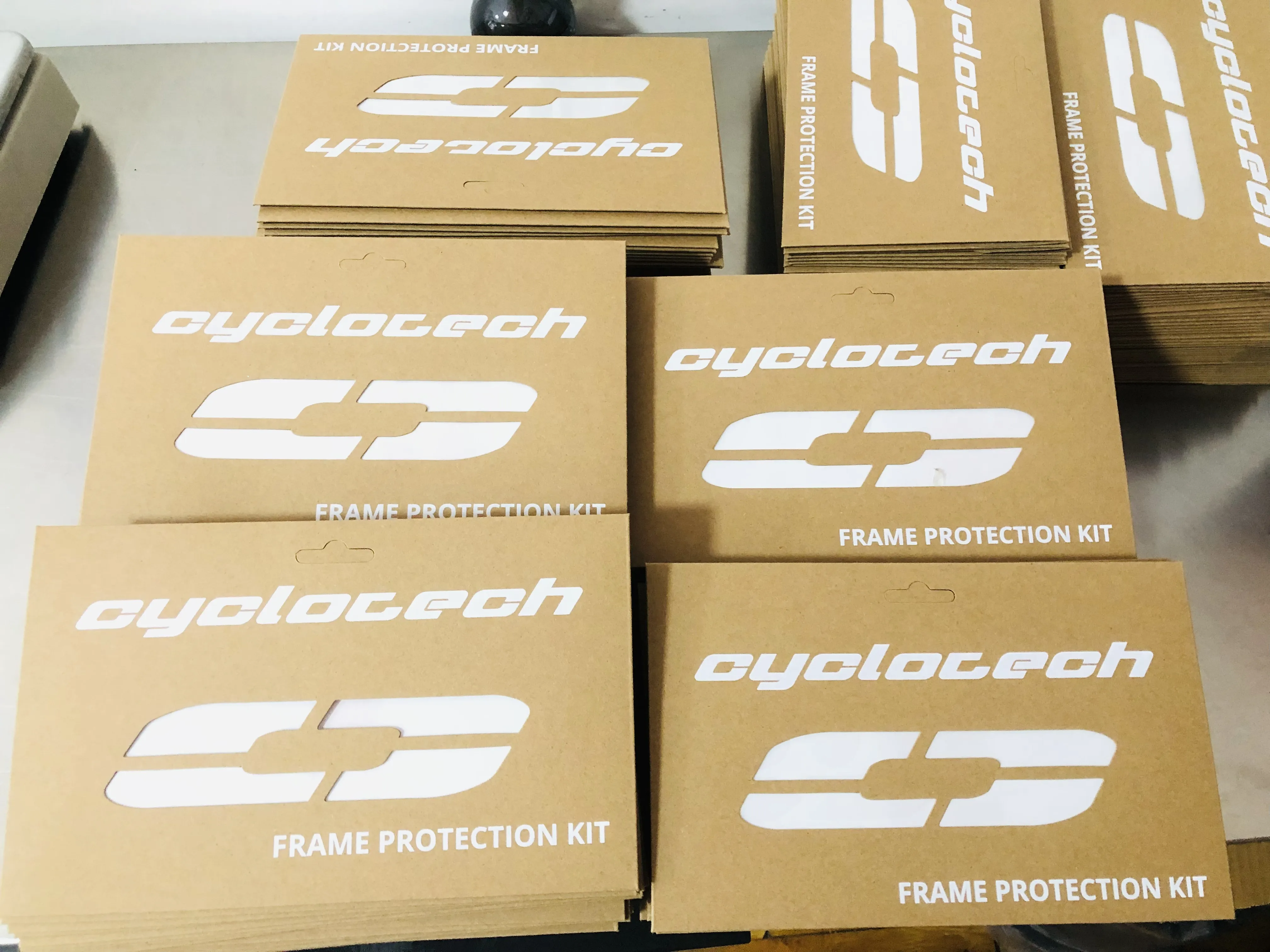 สติ๊กเกอร์ติดเฟรมจักรยานจัดส่งไปยังเนเธอร์แลนด์แล้ว